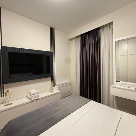 Luxury Garden Building 22nd Floor Apartamento