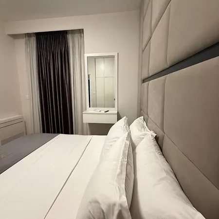 Luxury Garden Building 22nd Floor Apartamento