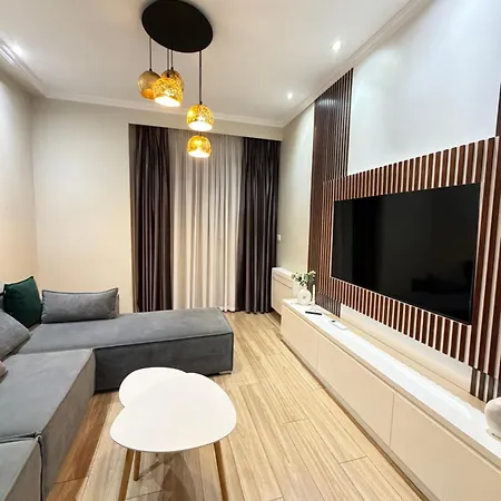 Luxury Garden Building 22nd Floor